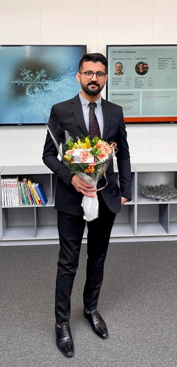 Safdar Aqeel Safdar successfully defended his PhD