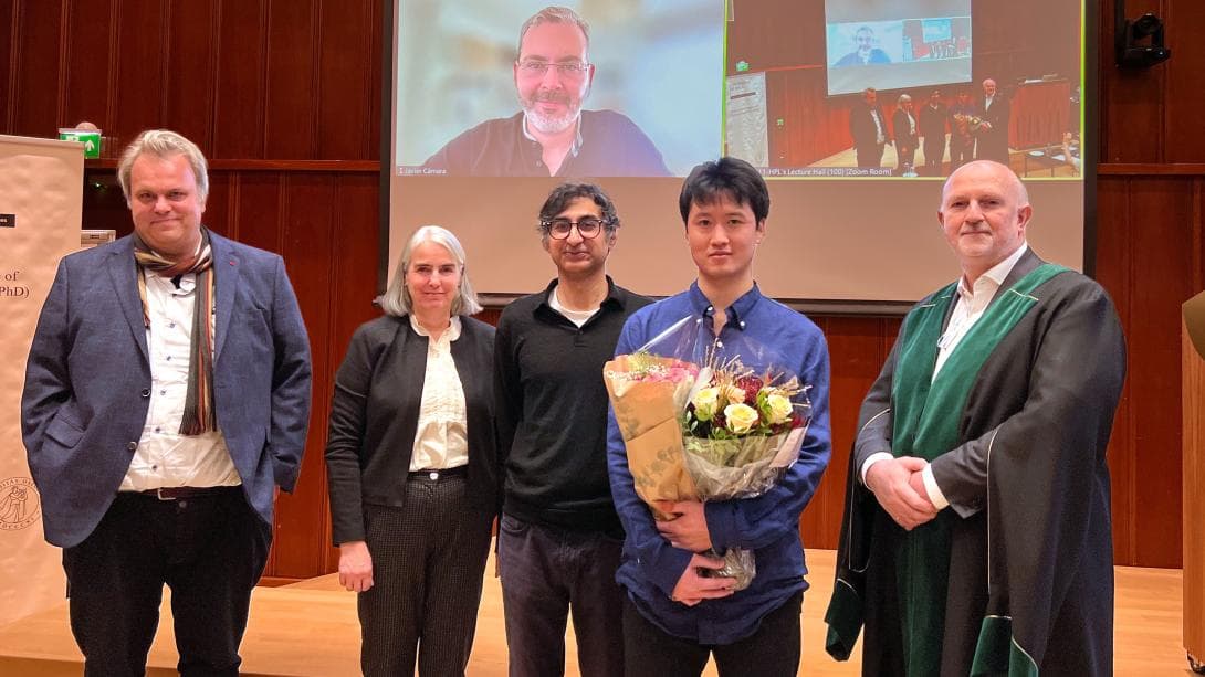 Qinghua defended his thesis