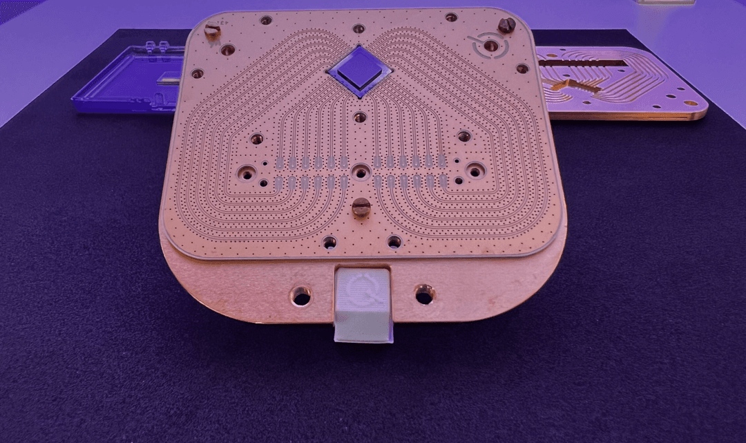 VLQ quantum computer's cryostat component has been successfully installed and tested at IT4Innovations in Ostrava, Czech Republic.